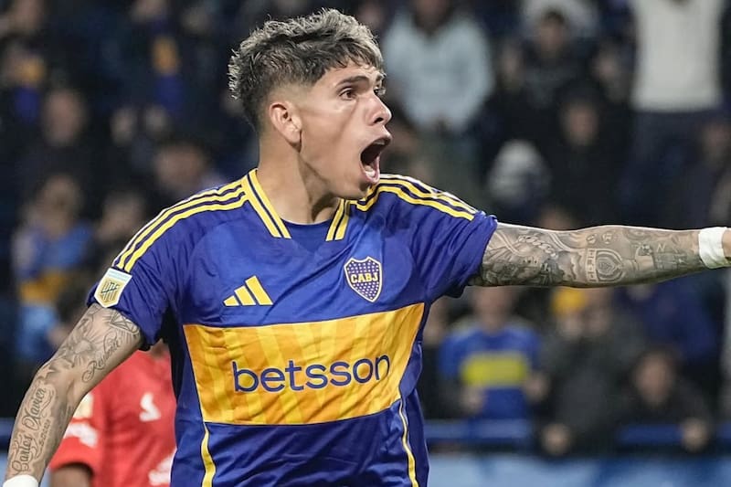 fue duramente criticado por su partido contra Lanús en Octavos de Final. Foto @bocajrs