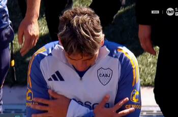 ¿Se lo enseñó Vidal? El provocador gesto de Carlos Palacios a la barra de River Plate