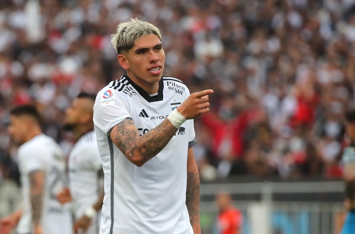 La visita de Carlos Palacios al Estadio Monumental que ilusiona a los hinchas de Colo-Colo