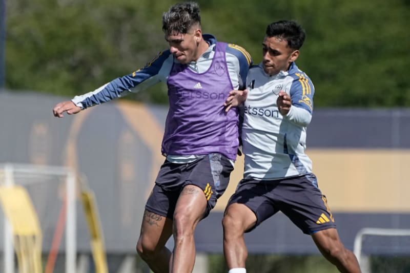 asoma como titular para el duelo de Boca Juniors ante Defensa y Justicia. (Foto: @BocaJrsOficial)