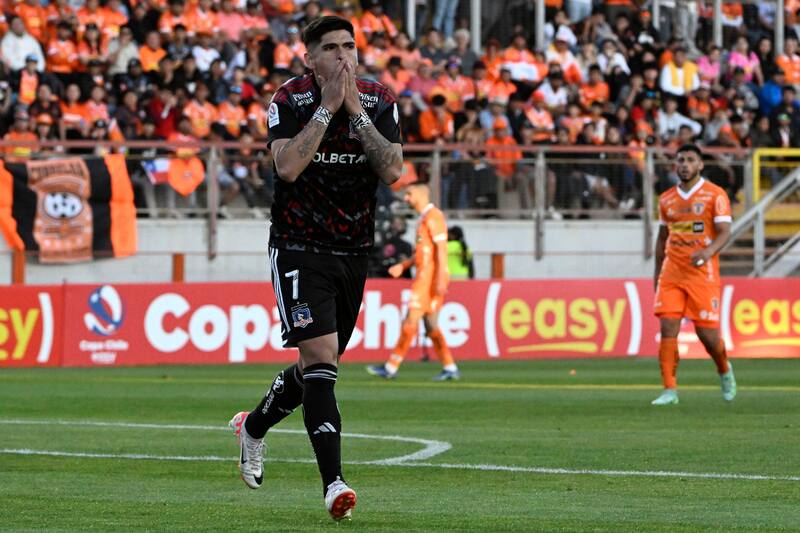 Carlos Palacios se lesionó tras anotarle a Cobreloa en Calama (Foto: Aton)
