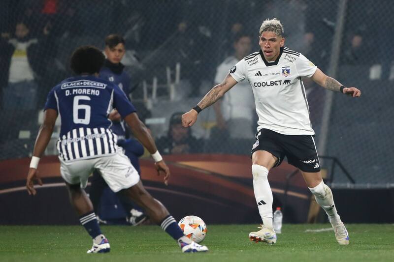 en el partido de Colo Colo vs Junior por Copa Libertadores.