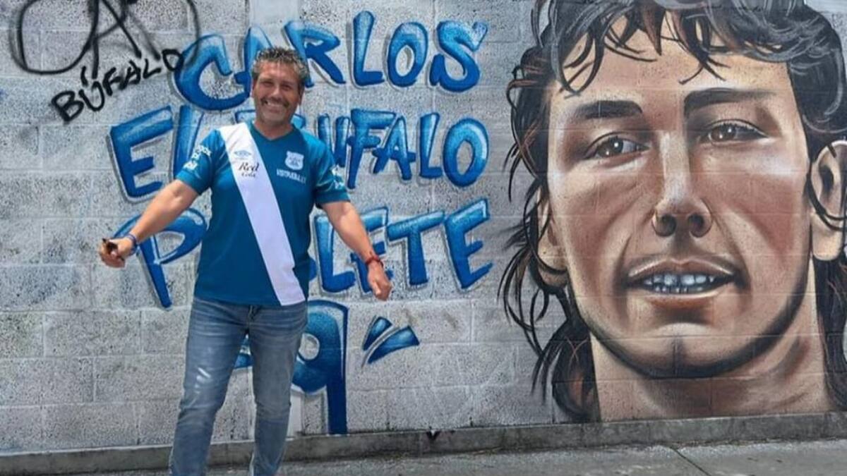 Entrevista | Ex jugador de la U y directivo del Puebla le pone fichas a Pablo Parra en Colo Colo