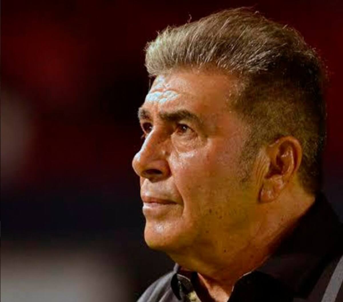 Un crack indiscutible. En Chile brilló como pocos, pese a que solo alcanzó a jugar en Audax. En México es considerado una leyenda viva del fútbol.