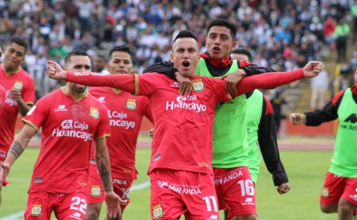 Carlos Ross.