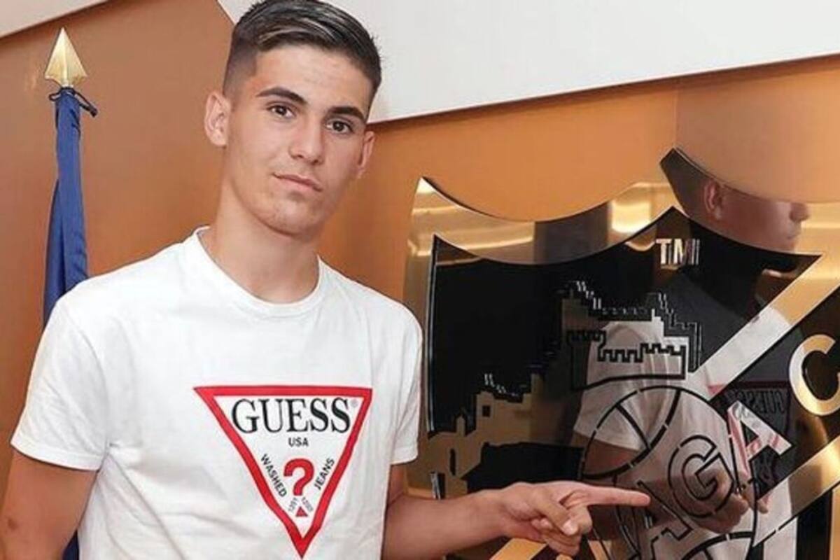 Carlos Ruiz está en la mira de varios clubes.