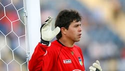 “Con Claudio Bravo cambió todo; cuando yo jugaba, el arquero tenía que pegarle fuerte para arriba y chao”