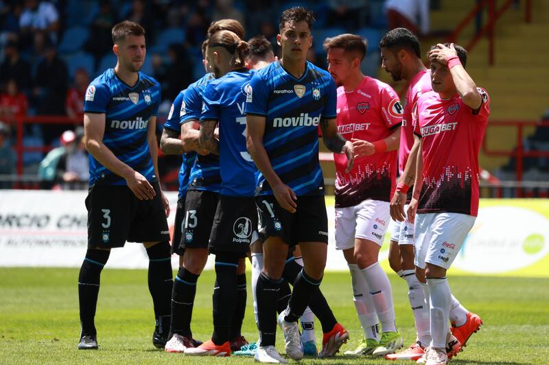 se integró a la pretemporada de Huachipato.