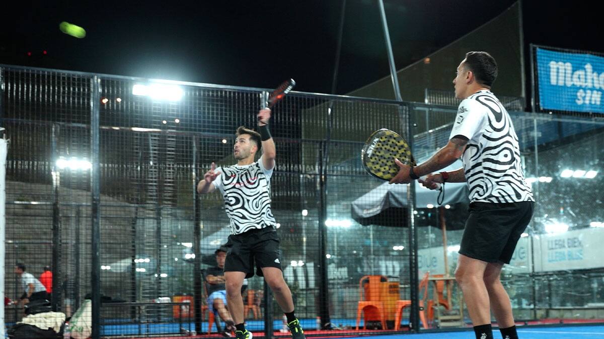 Fabián Orellana y Carlos Villanueva conquistan la sesión 3 de Leyendas en Pádel