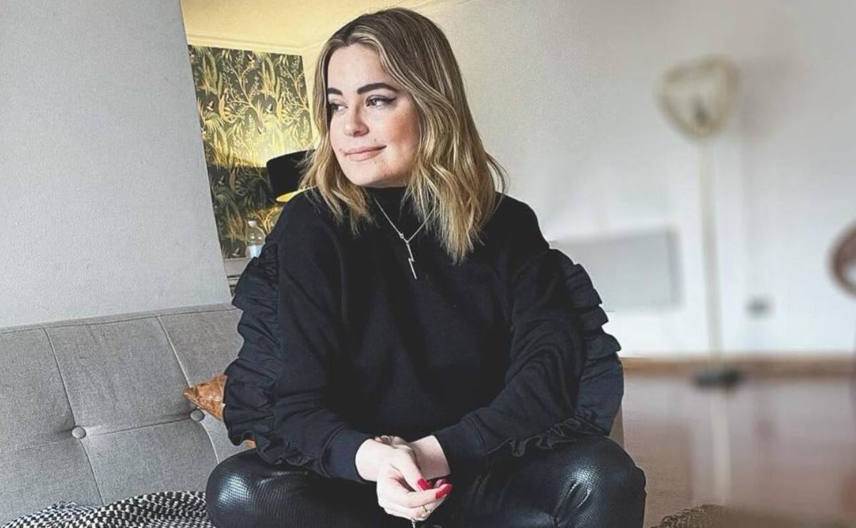 tiene más de 830 seguidores en Instagram.