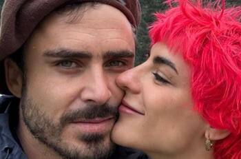 Carmen Zabala y Nicolás Oyarzún celebran su primer aniversario con románticas postales