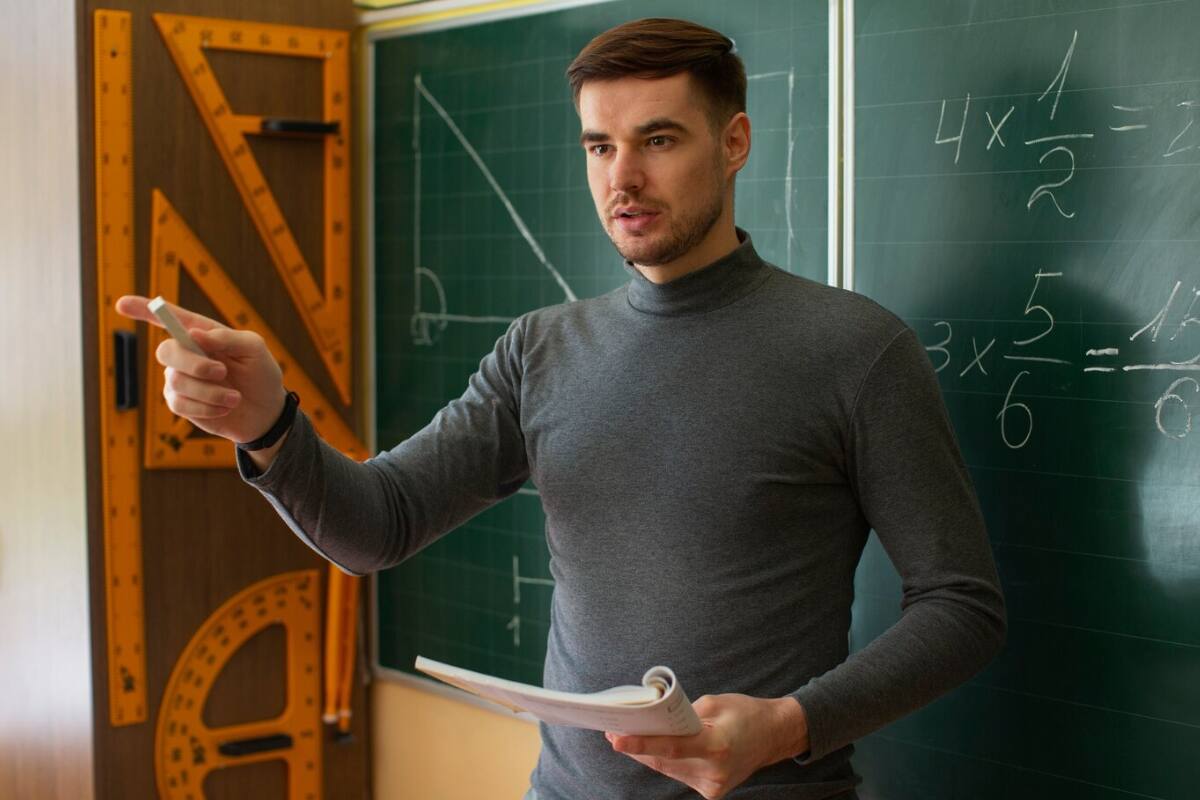 Pedagogía en Matemáticas y Computación es una de las que tiene mayor empleabilidad para recién egresados.