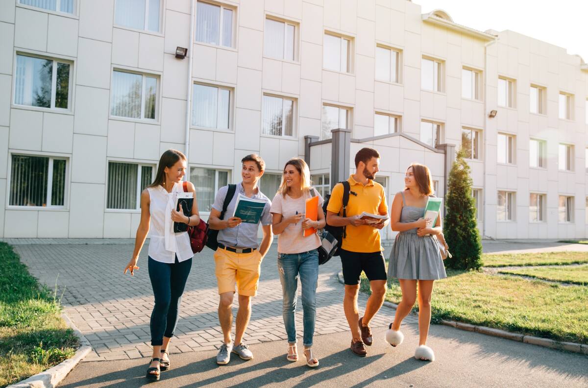 Estas son las 10 carreras de institutos profesionales con mejor empleabilidad