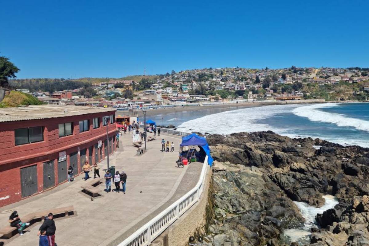 En el lugar, hay cientos de panoramas para toda la familia, incluyendo chapuzones en el agua, degustación de gastronomía marina local y juegos de arcade, entre otros. Créditos: Google Maps.
