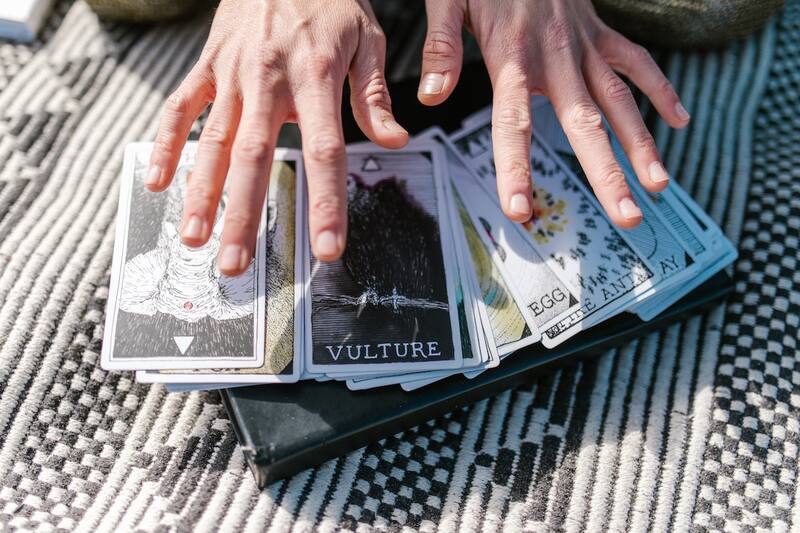 Cartas del tarot: Lunes 6 de marzo.