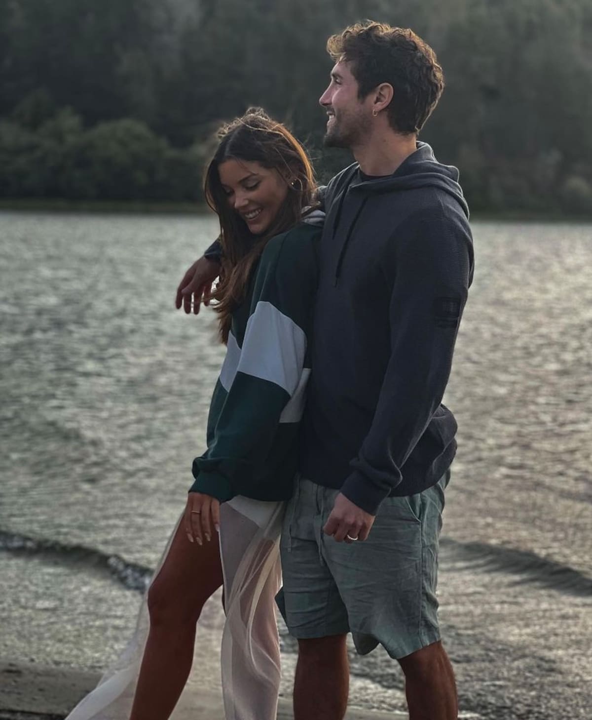 La postal que compartió la exchica "Calle 7" junto a su pareja.