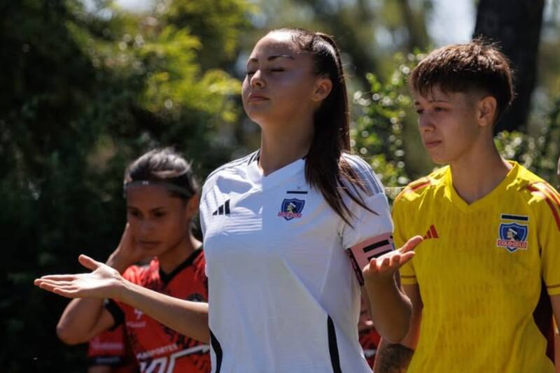 esperando su momento en Colo Colo.