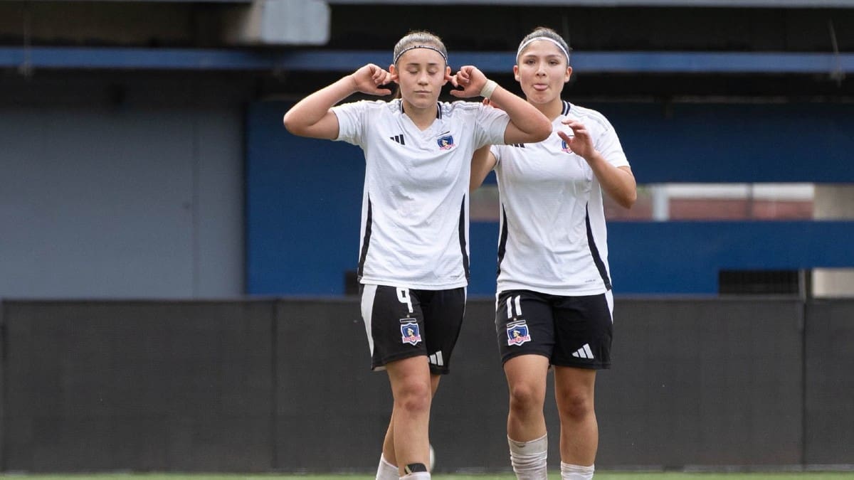 Celebrando como Chupete Suazo: hija de Carlos Muñoz le anota a la UC y consigue nuevo título con Colo Colo