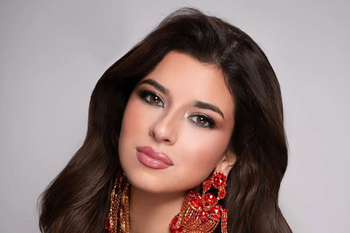 es maquilladora y productora de moda.