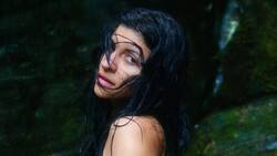 ¿Cuánto cuesta el lujoso Audi eléctrico que maneja la pequeña hija de Cazzu?