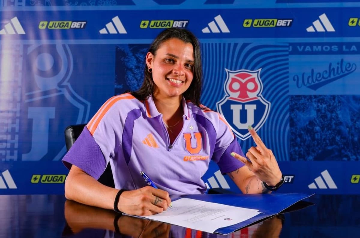 ¡Golpe al mercado! La U cierra la ventana de fichajes con una goleadora internacional
