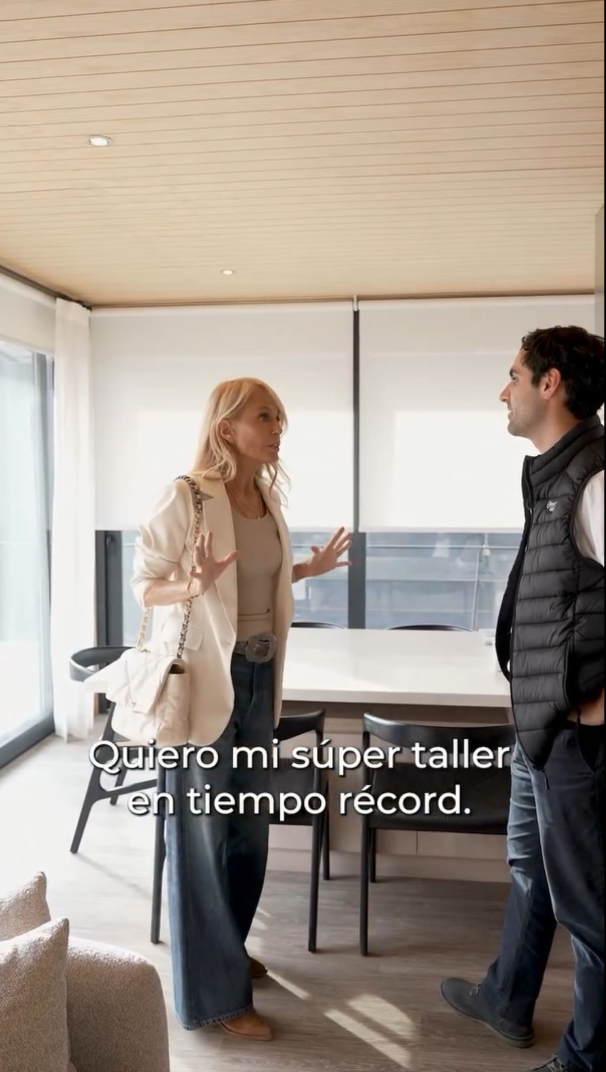 Con la empresa que hará su sueño realidad. Foto: Reproducción.