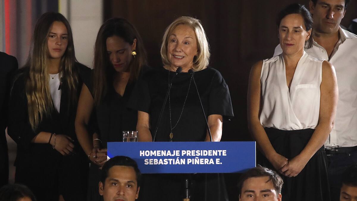 VIDEO | “Esta tristeza es compartida”: El sentido discurso de Cecilia Morel a un mes de la muerte de Sebastián Piñera