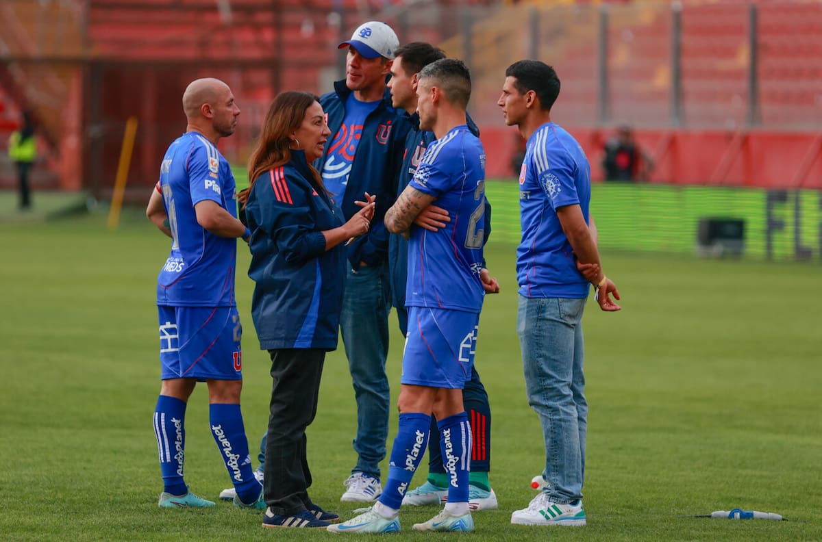 “Después de servir a Chile, el segundo honor más grande es ojalá dirigir al club más lindo del país, que es la U”