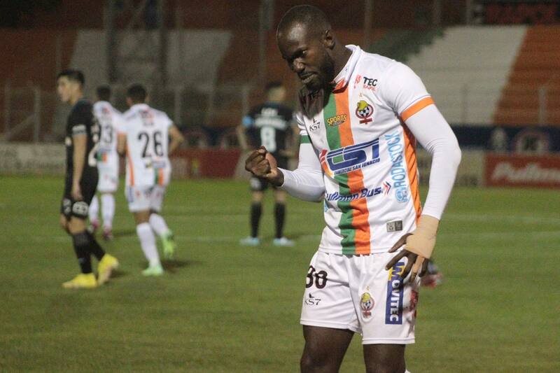 El delantero panameño vuelve a estar disponible en Cobresal ante Universidad Católica.
