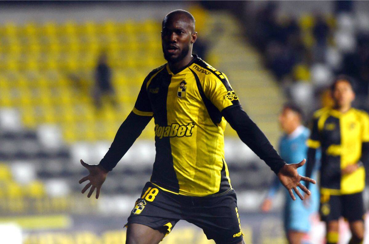 Cecilio Waterman anunció su salida de Coquimbo Unido: “Una vez Pirata, siempre Pirata”