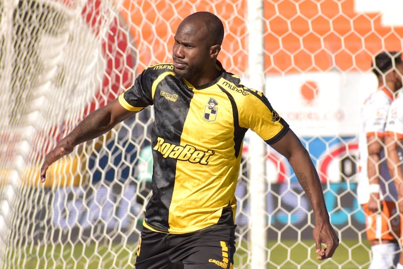 . Atacante panameño de Coquimbo Unido. Foto: Agencia Aton.