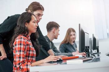 La carrera que puedes estudiar en un CFT donde puedes comenzar ganando $1.000.000