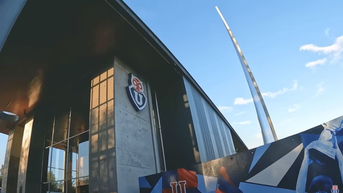 Natalia Duco le devuelve el pase a la U por la construcción de su estadio: espera solicitud de reunión