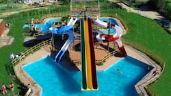 A solo dos horas de Santiago: Descubre este parque acuático con toboganes y piscinas para toda la familia