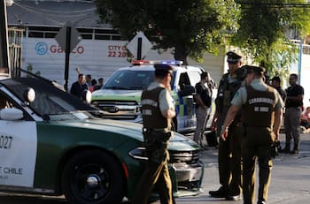 Homicidio en Cerro Navia: Hombre murió tras recibir disparo desde un auto en movimiento