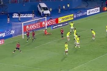 Se unen a Carlos Palacios y Alarcón: dos chilenos fueron goleados y se despiden de la Libertadores