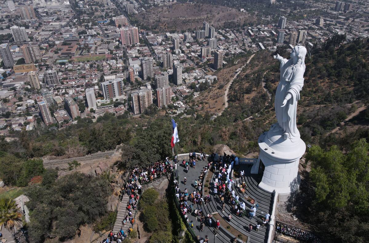 Estos son los precios para vivir en 9 barrios cercanos al cerro San Cristóbal
