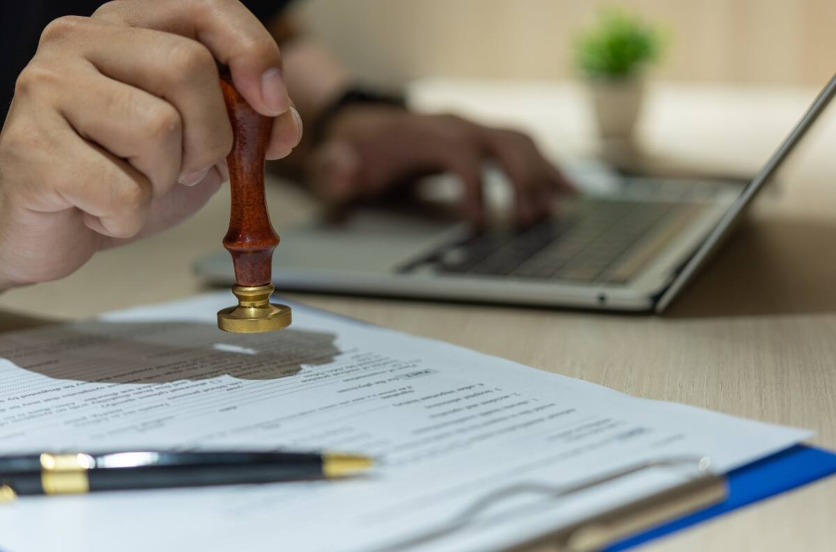 ¿Te piden el certificado de residencia y no sabes obtenerlo? Descubre cómo hacerlo