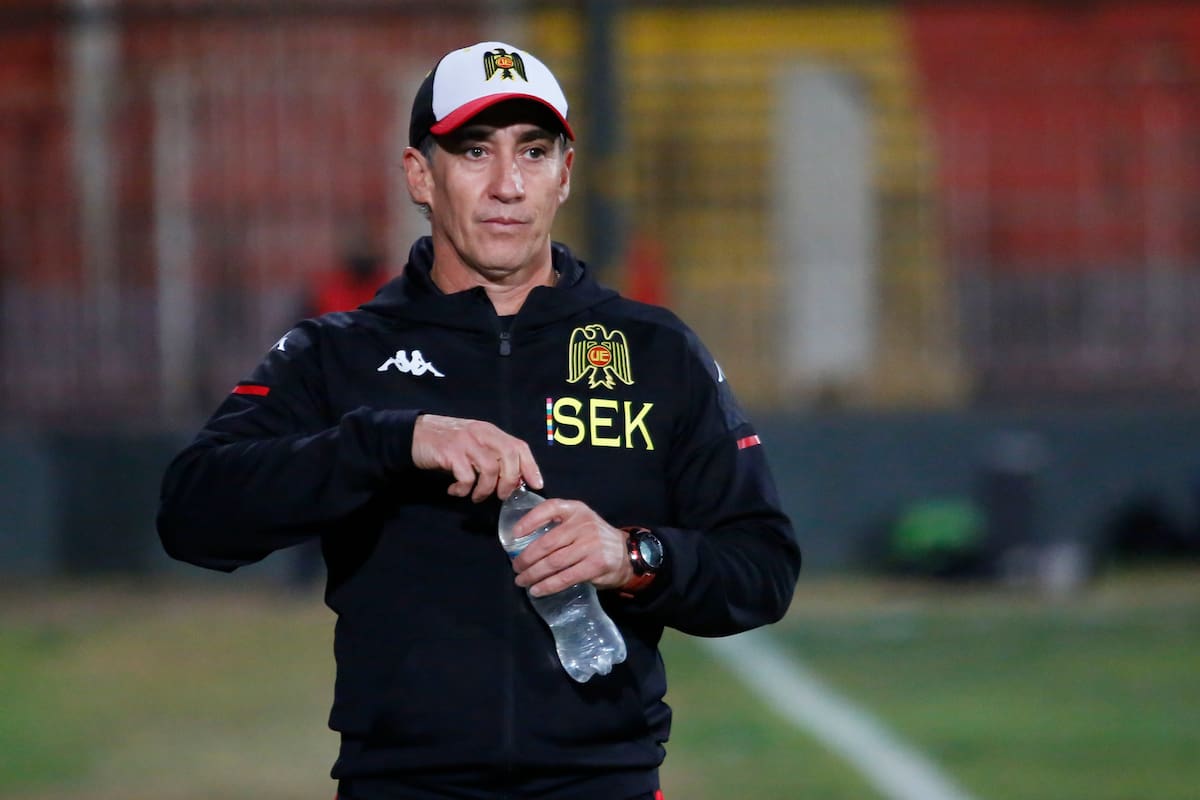 César Bravo estuvo 18 meses a cargo del primer equipo de la Unión Española (Foto: Aton)