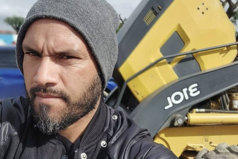 El exdelantero de Colo Colo actualmente tiene una empresa de maquinaria vial. (Foto: Instagram)