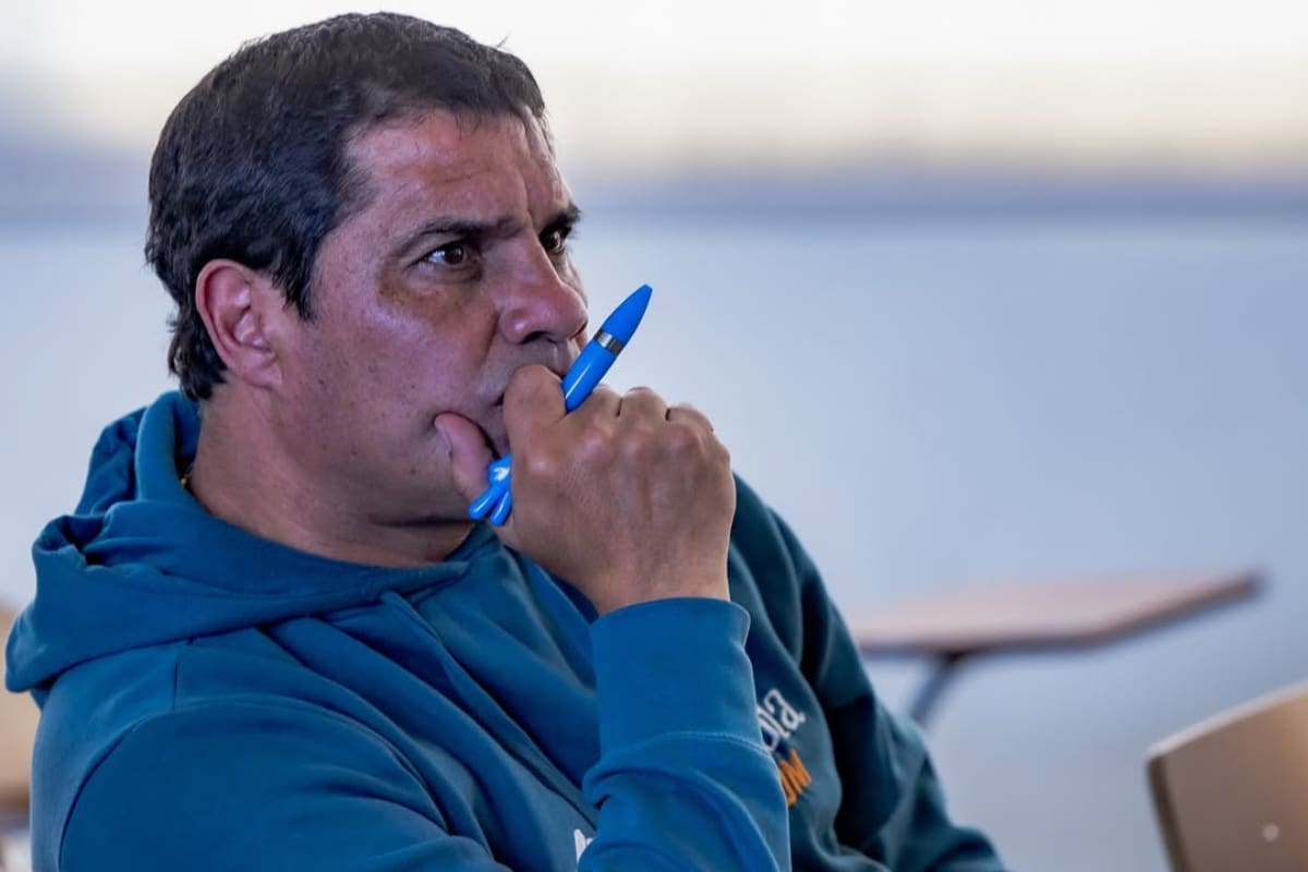 Actualmente se perfecciona para llegar a ser gerente deportivo.