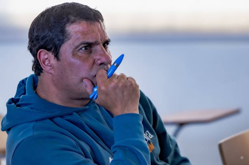 Actualmente se perfecciona para llegar a ser gerente deportivo.