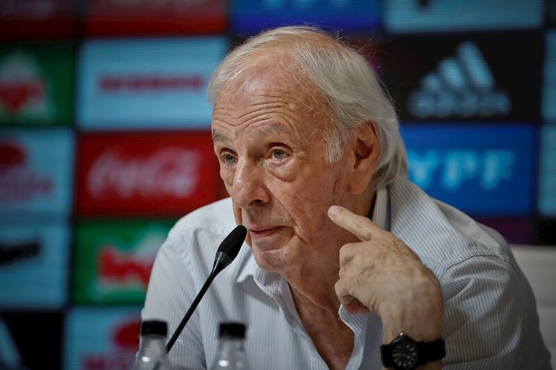 El Flaco Menotti, un eterno del fútbol argentino y mundial.