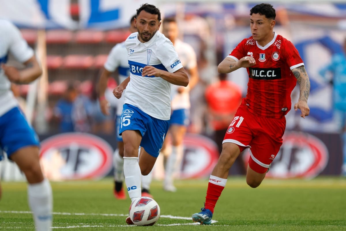 César Pérez jugando contra la UC. Foto: Agencia Aton.