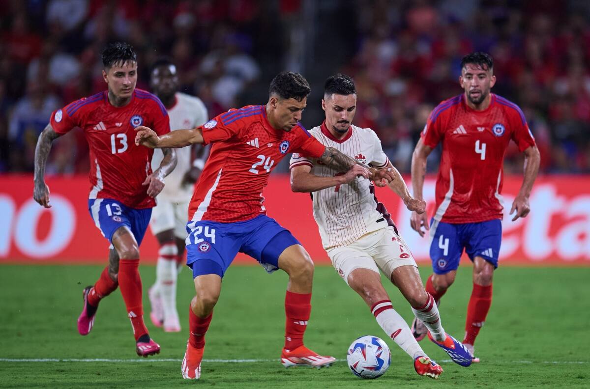 Reconocida publicación comparó a César Pérez con Federico Valverde