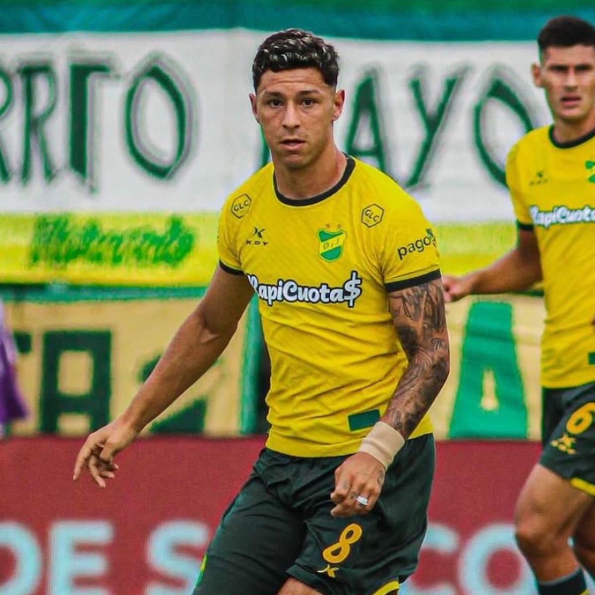 El futbolista chileno que volvió a jugar tras siete meses en Argentina: “Lindo volver a verte”