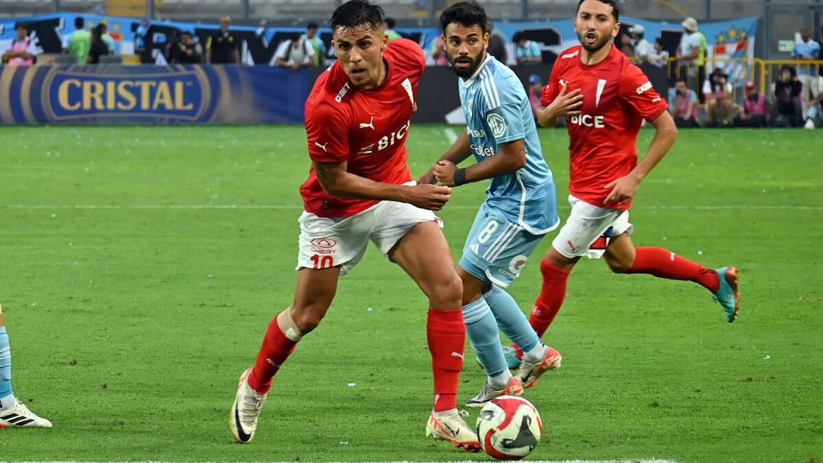 en la derrota de la UC ante Sporting Cristal. Twitter UC