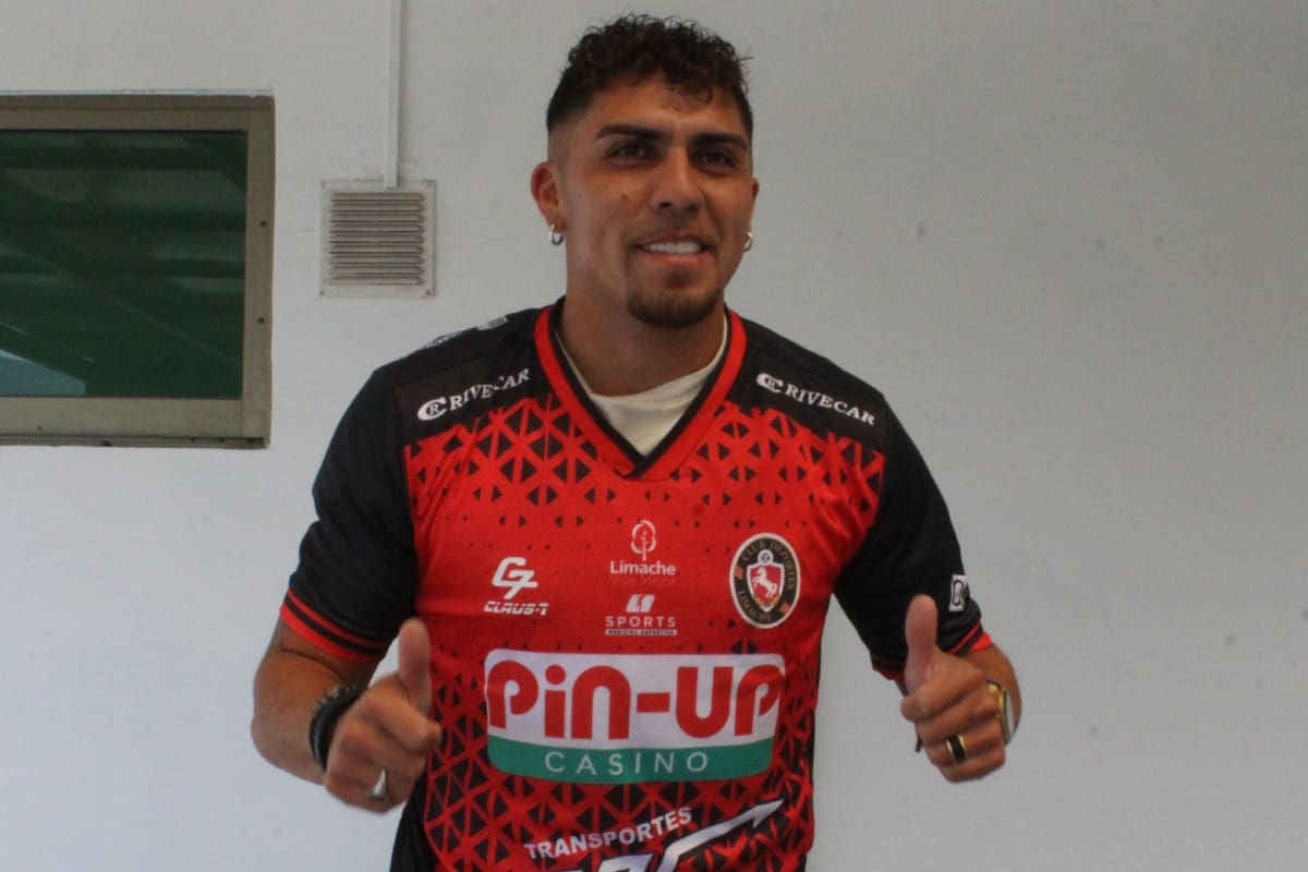 El jugador en su paso por Deportes Limache. Foto: Deportes Limache.