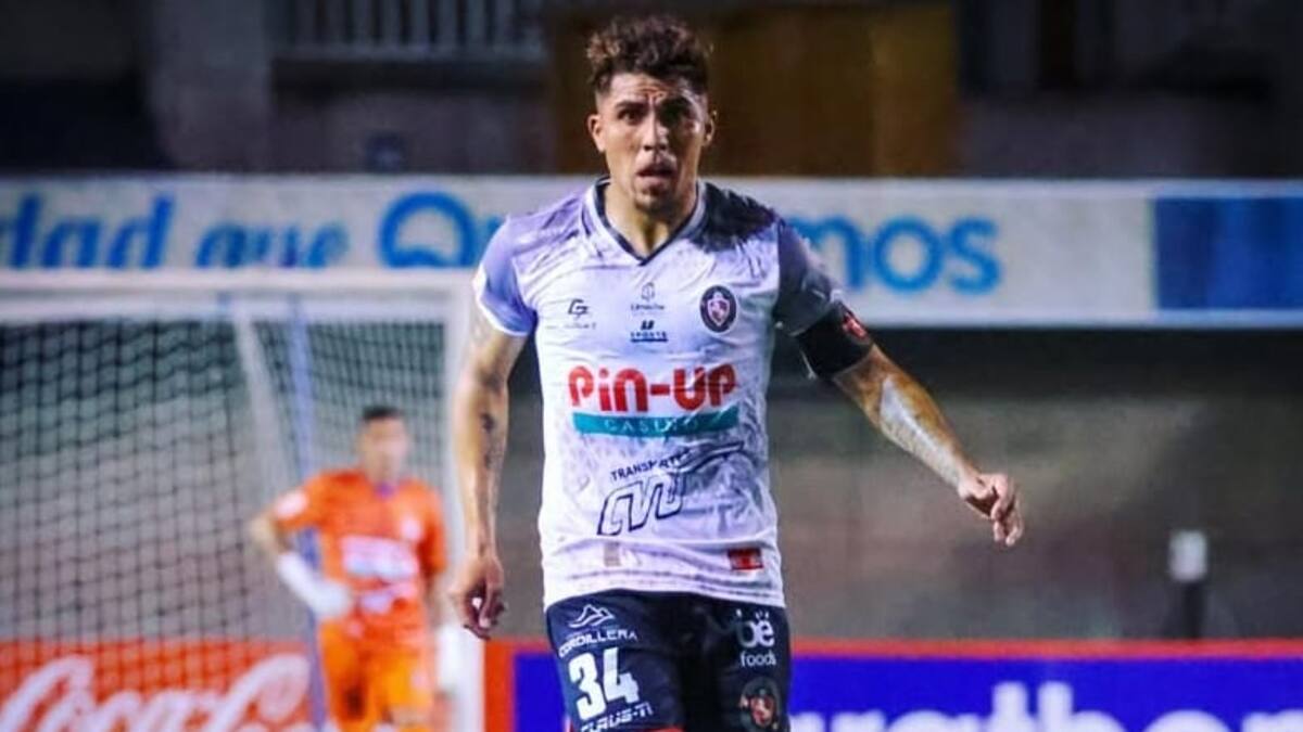 “Me costó mucho volver”: César Pinares y el camino para reencontrarse con su mejor versión en Deportes Limache