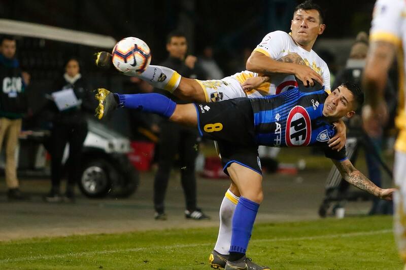 César Valenzuela ha jugado en copas internacionales con Huachipato y Everton. Agencia Aton.